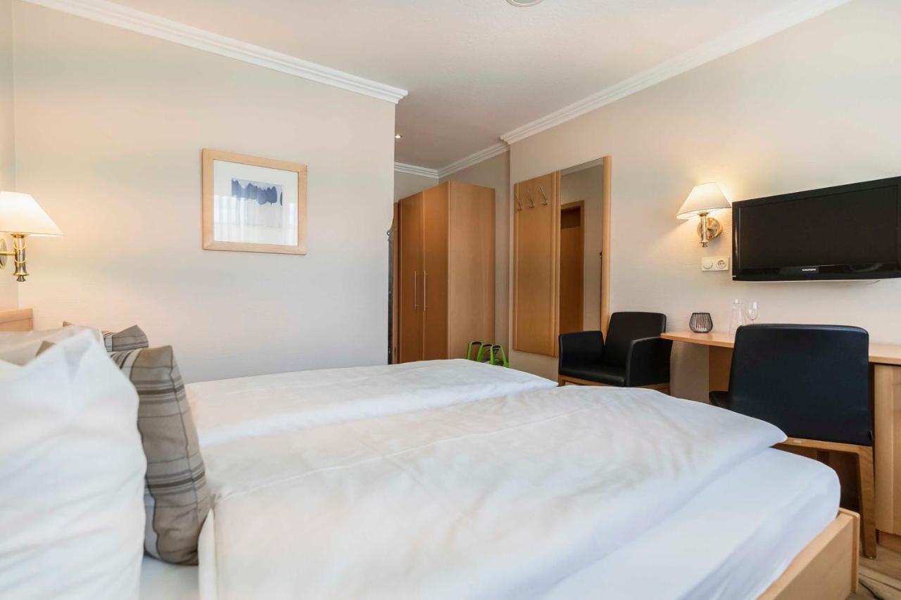 Hotel Dirsch Wellness & Spa Resort Emsing Zewnętrze zdjęcie