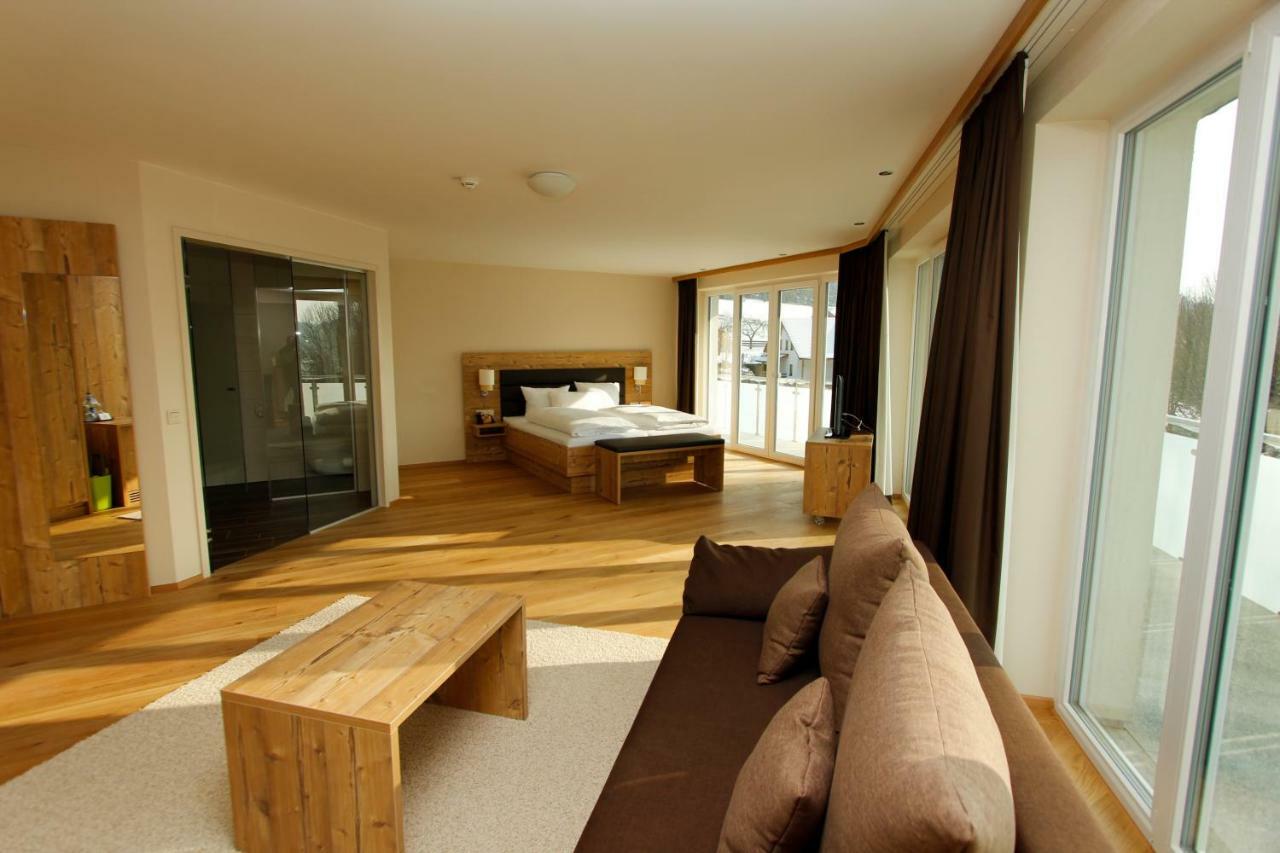 Hotel Dirsch Wellness & Spa Resort Emsing Zewnętrze zdjęcie